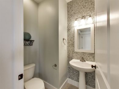 Miramar Beach Luxury 5 Bedroom Cottage 100 Steps to Beach