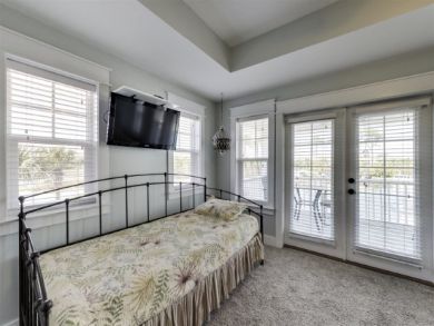 Miramar Beach Luxury 5 Bedroom Cottage 100 Steps to Beach
