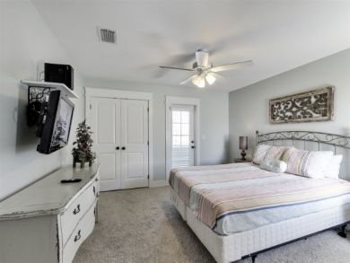 Miramar Beach Luxury 5 Bedroom Cottage 100 Steps to Beach