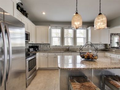 Miramar Beach Luxury 5 Bedroom Cottage 100 Steps to Beach