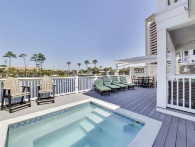 Miramar Beach Luxury 5 Bedroom Cottage 100 Steps to Beach