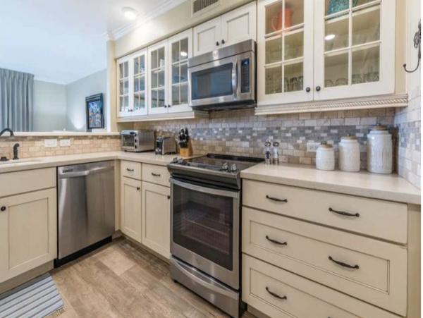 Maui Two Bedroom Vacation Condos with Pool