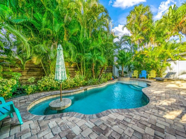 Tropical Grounds 3 Bedroom Vacation Rental Duplex with Pool!