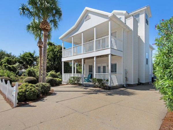 Destin Rental Home with Three Bedrooms - Great Beach Rental