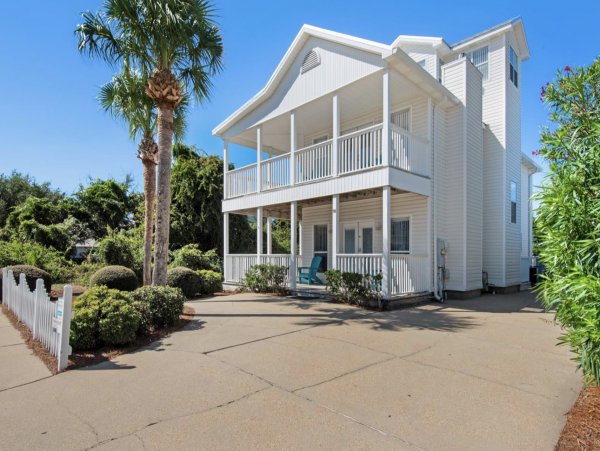 Destin Rental Home with Three Bedrooms - Great Beach Rental