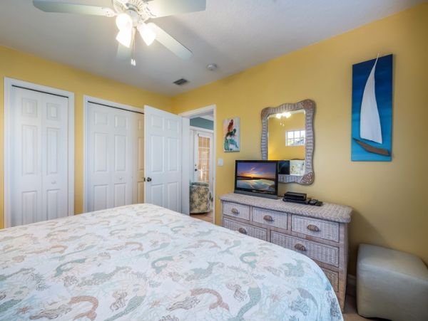 Anna Maria Lovely Vacation Home with Pool