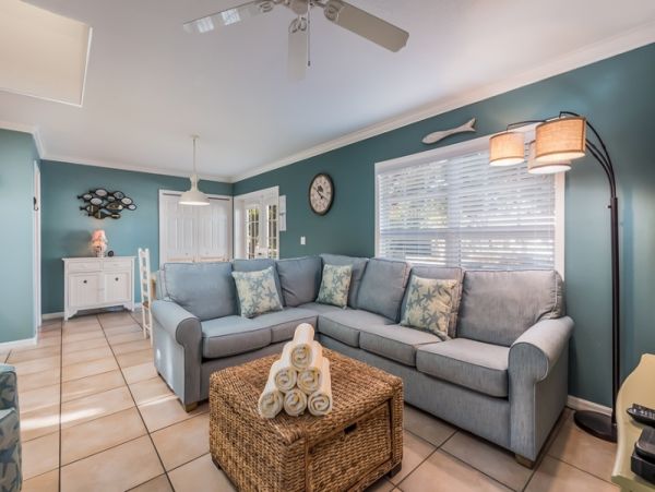 Anna Maria Lovely Vacation Home with Pool