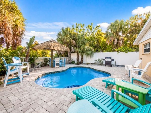 Anna Maria Lovely Vacation Home with Pool