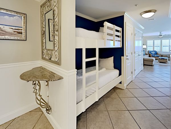 Destin 2 Bedroom Beach Condo Full Gulf Views Sleeps 8