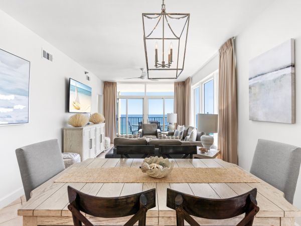 Magnificent Destin Rental Beach Side Magnificent Pool