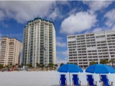 Destin Two Bedroom Beach Condo with Pool Call Today
