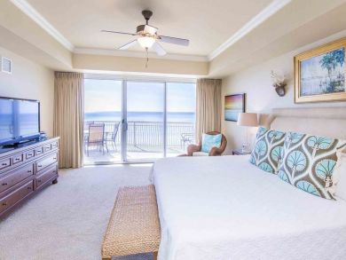 4 Bedroom Beachfront Condo in Destin Gulf Views Sleeps 11 4 Bedroom Beachfront Condo in Destin Gulf Views Sleeps 11