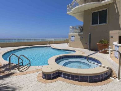 4 Bedroom Beachfront Condo in Destin Gulf Views Sleeps 11 4 Bedroom Beachfront Condo in Destin Gulf Views Sleeps 11