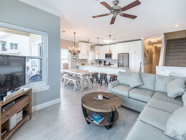 Luxury Destin Beach Vacation Condo Four Bedrooms Sleeps 12