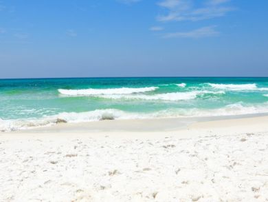 Destin 5 Bedroom Home Steps from the Gulf with Private Pool