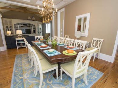 Destin 5 Bedroom Home Steps from the Gulf with Private Pool