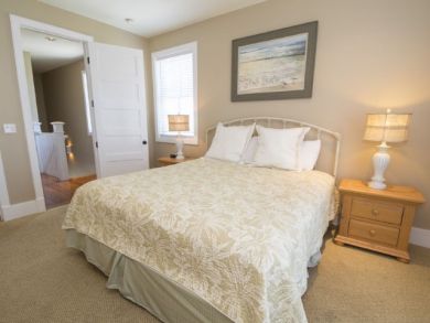 Destin 5 Bedroom Home Steps from the Gulf with Private Pool