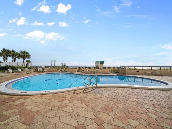 Destin Classy Vacation Condo Beachfront with Sauna