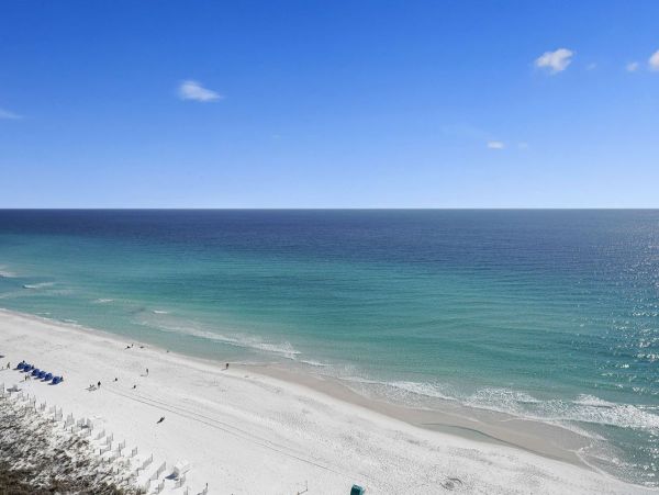 Destin Classy Vacation Condo Beachfront with Sauna