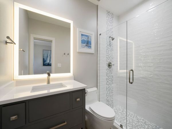 Destin Classy Vacation Condo Beachfront with Sauna