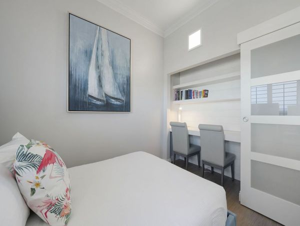 Destin Classy Vacation Condo Beachfront with Sauna