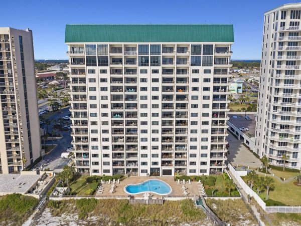 Destin Classy Vacation Condo Beachfront with Sauna