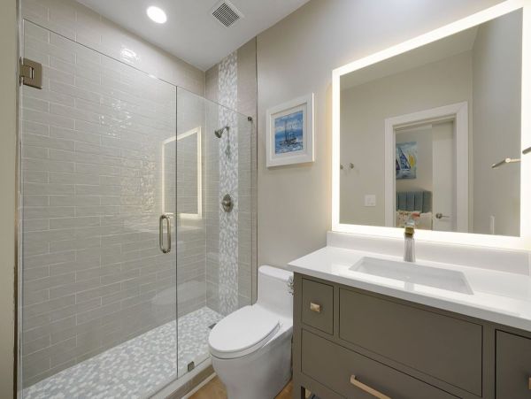 Destin Classy Vacation Condo Beachfront with Sauna