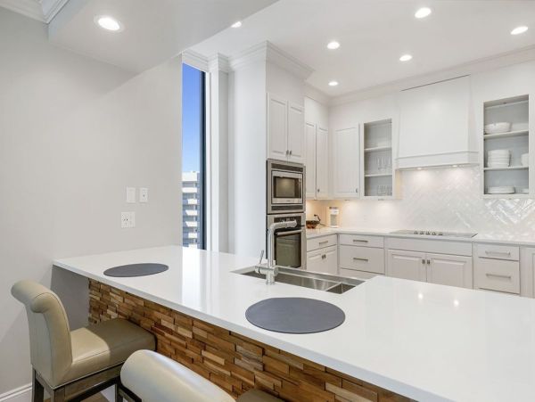 Destin Classy Vacation Condo Beachfront with Sauna