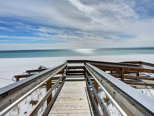 Destin Five Bedroom Vacation Rental Home Sleeps 16