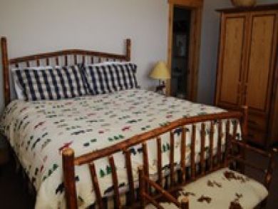 Bedroom 2 with king bed