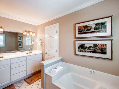 Lovely Destin Rental Sleeps Ten Guests Southern Charm Lovely Destin Rental Sleeps Ten Guests Southern Charm