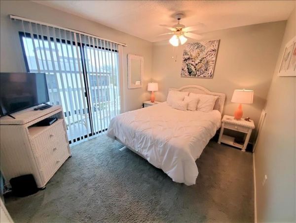 Value Priced Holmes Beach 2 Bedroom Condo Sleeps 6