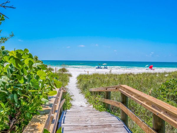 Luxury North End Anna Maria Vacation Home Rental