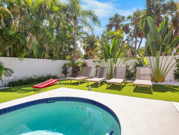 Luxury North End Anna Maria Vacation Home Rental
