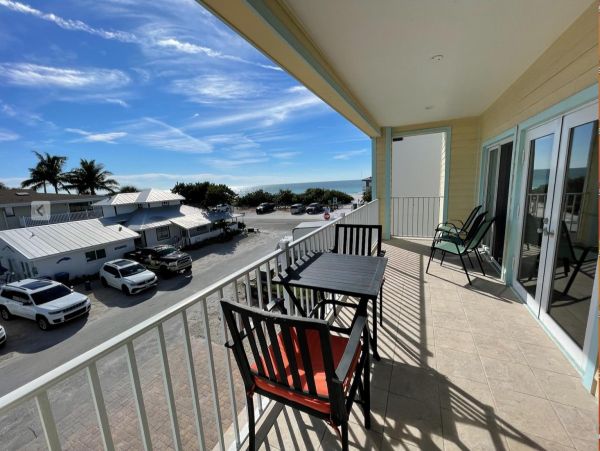 Bradenton Vacation Home 100 Steps to the Beach - Sleeps 12