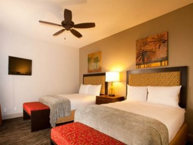 Guest bedroom with double beds Guest bedroom with double beds