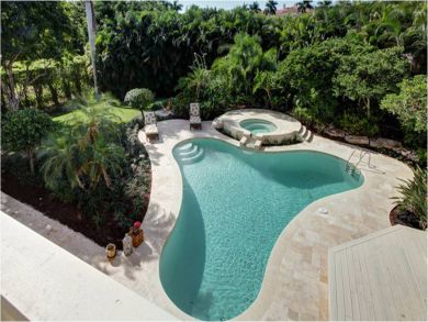 Swimming Pool & Hot Tub