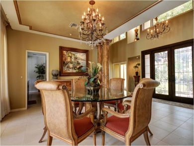 Dining Room with Seating for Six