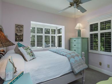 Four Bedroom Naples Vacation Home Sleeps Ten with Pool