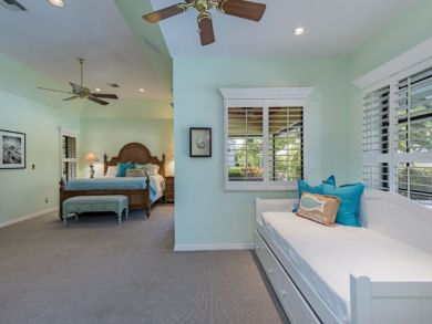Four Bedroom Naples Vacation Home Sleeps Ten with Pool