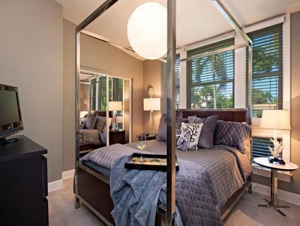Naples Vacation Rental Home with Private Pool Sleeps 10