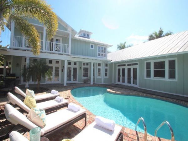Naples Vacation Rental Home with Private Pool Sleeps 10
