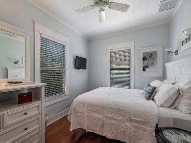 Quintessential Naples Beach House in the Heard of Old Naples