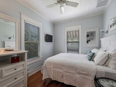 Quintessential Naples Beach House in the Heard of Old Naples