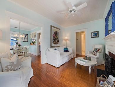 Quintessential Naples Beach House in the Heard of Old Naples