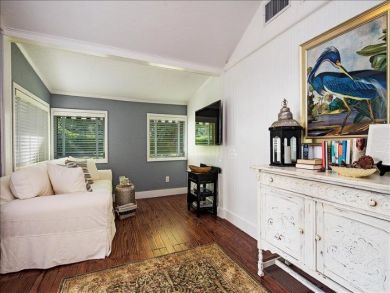 Quintessential Naples Beach House in the Heard of Old Naples