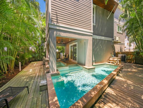 Anna Maria Island Luxury 5 Bedroom Rental Walk To Beach