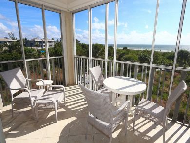 Sanibel Vacation Rentals with Two Bedrooms Beachfront