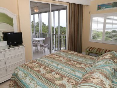 Sanibel Vacation Rentals with Two Bedrooms Beachfront