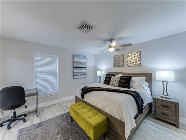 Naples Home 880910
